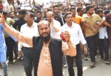 নগরীতে বিশাল শোডাউন ফুটবল প্রতীকের প্রার্থী মাকসুদ হোসেন