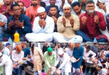 নারায়ণগঞ্জে সহস্রাধিক সুবিধাবঞ্চিত মানুষের সাথে রাকিবুল ইসলাম রাকিবের ইফতার