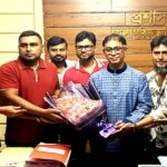মামুন মাহমুদকে কোকো স্মৃতি ক্রীড়া পরিষদের ফুলেল শুভেচ্ছা